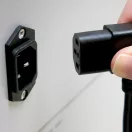 DAHLE Professzionális Iratmegsemmisítő 419, CD/DVD/Kártya/Gémkapocs, 32 lap (80gr), P-4/F-1/O-3/T-4/, 4 m/min, 190 liter